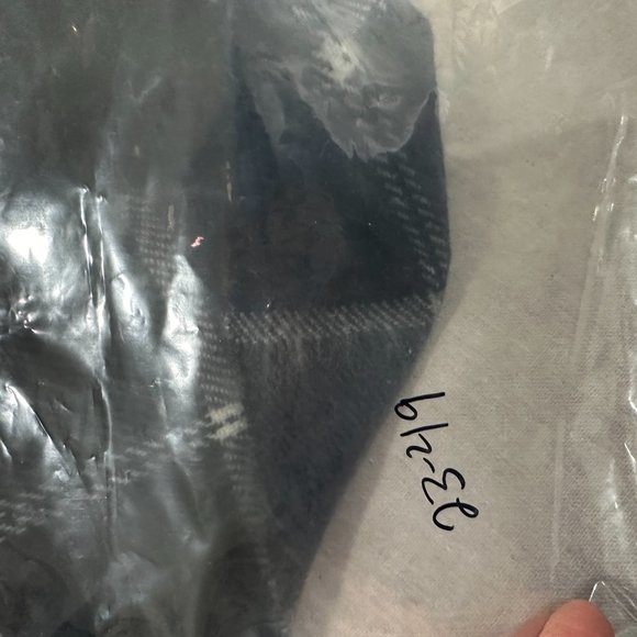 Vintage Super soft Cashmere feel winter warm neck scarf Italy stripe Casual - Picture 5 of 5